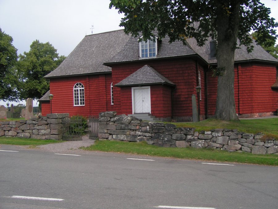 File:Kirche von Långserud.jpg