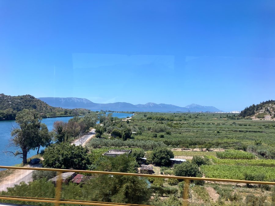 File:Neretva Rogotin Ploçe Podgradina 16 42 40 622000.jpeg