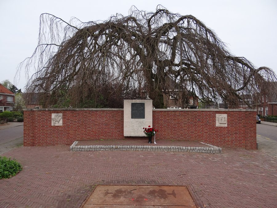 File:Aalten, herdenkingsmonument 5.JPG