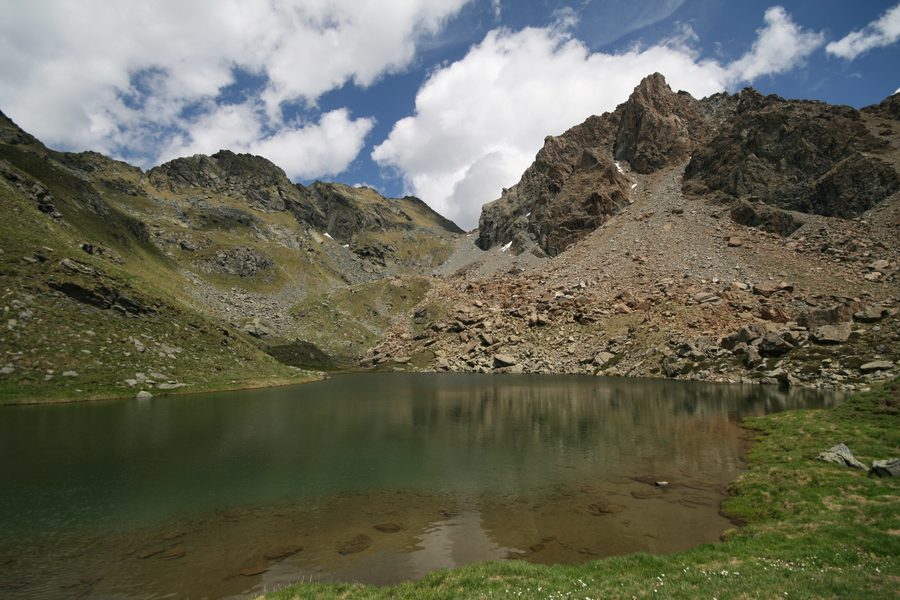 Lago della Manica с Пунта-Кристальера в природном парке Орсьера-Роччавре