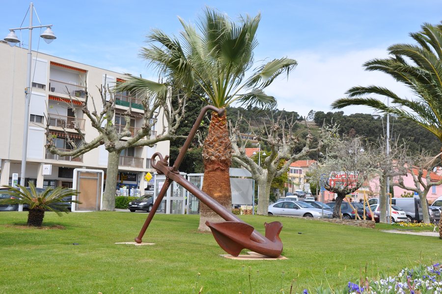 File:Ancre, Saint-Mandrier-sur-Mer, Provence-Alpes-Côte d'Azur, France - panoramio.jpg