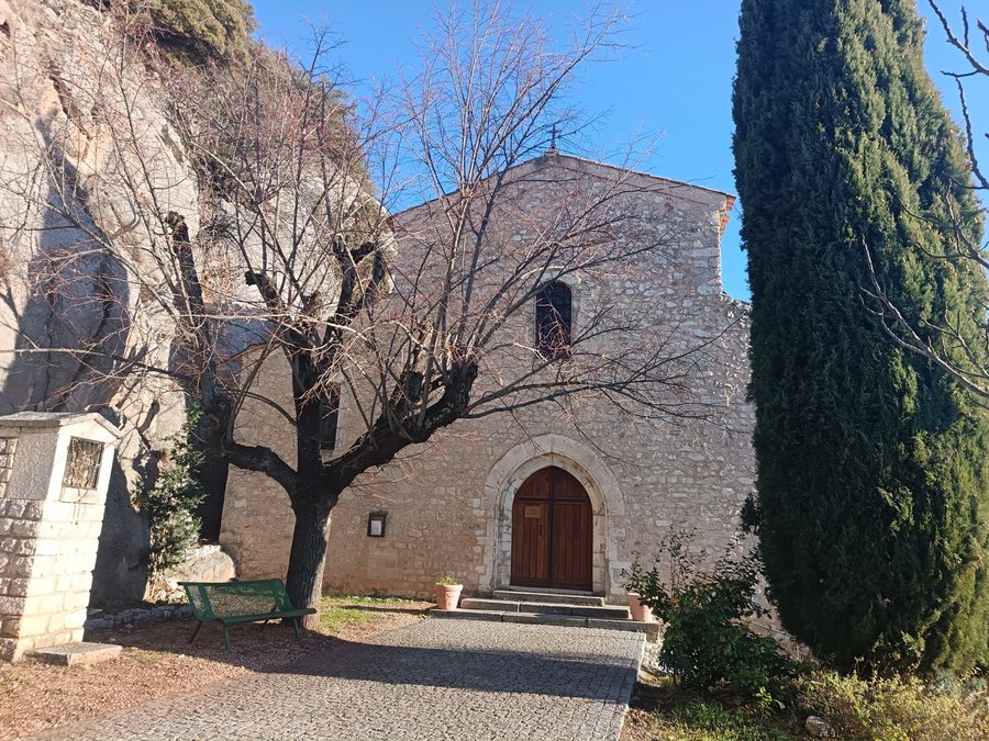 File:Bauduen - Église Saint-Pierre-et-Saint-Paul.jpg