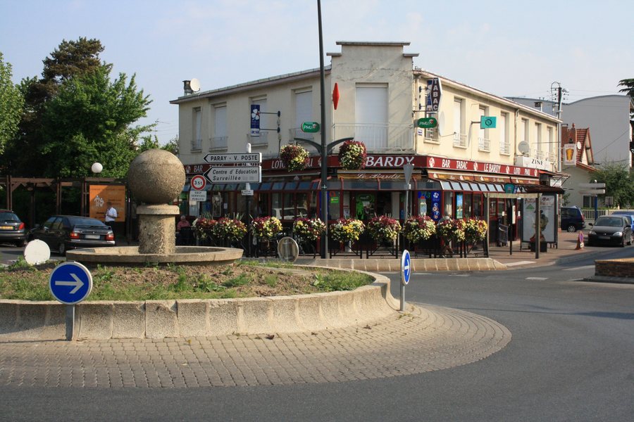 File:Savigny-sur-Orge 036.jpg