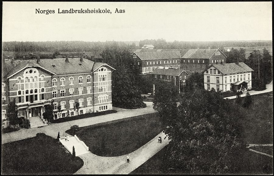 Историческое здание Norges Landbrukshøiskole в Асе, Акерсхус