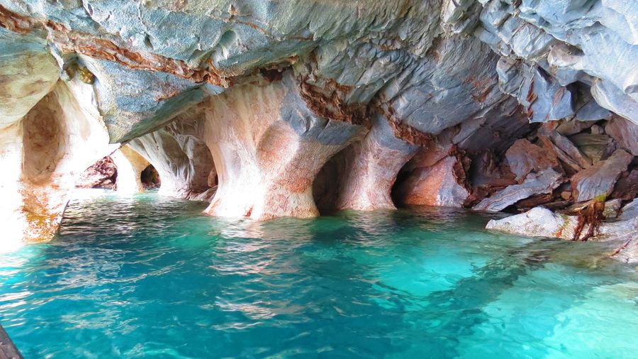 The Marble Caves on Lago General Carrera in Aysén, with turquoise water and pale rock formations.