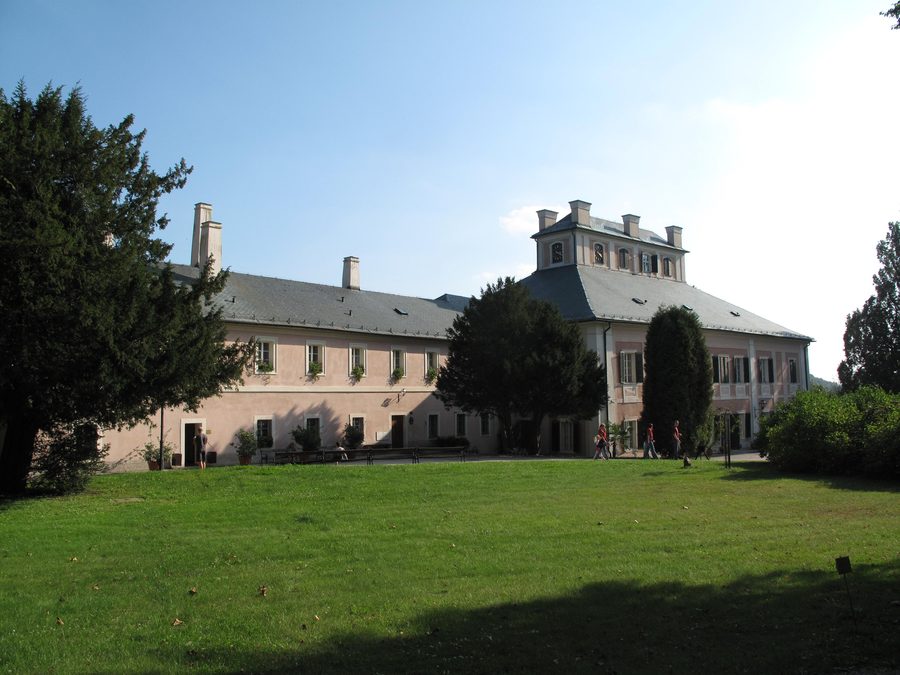 Schloss Ratibořice in der Umgebung von Lhota pod Hořičkami