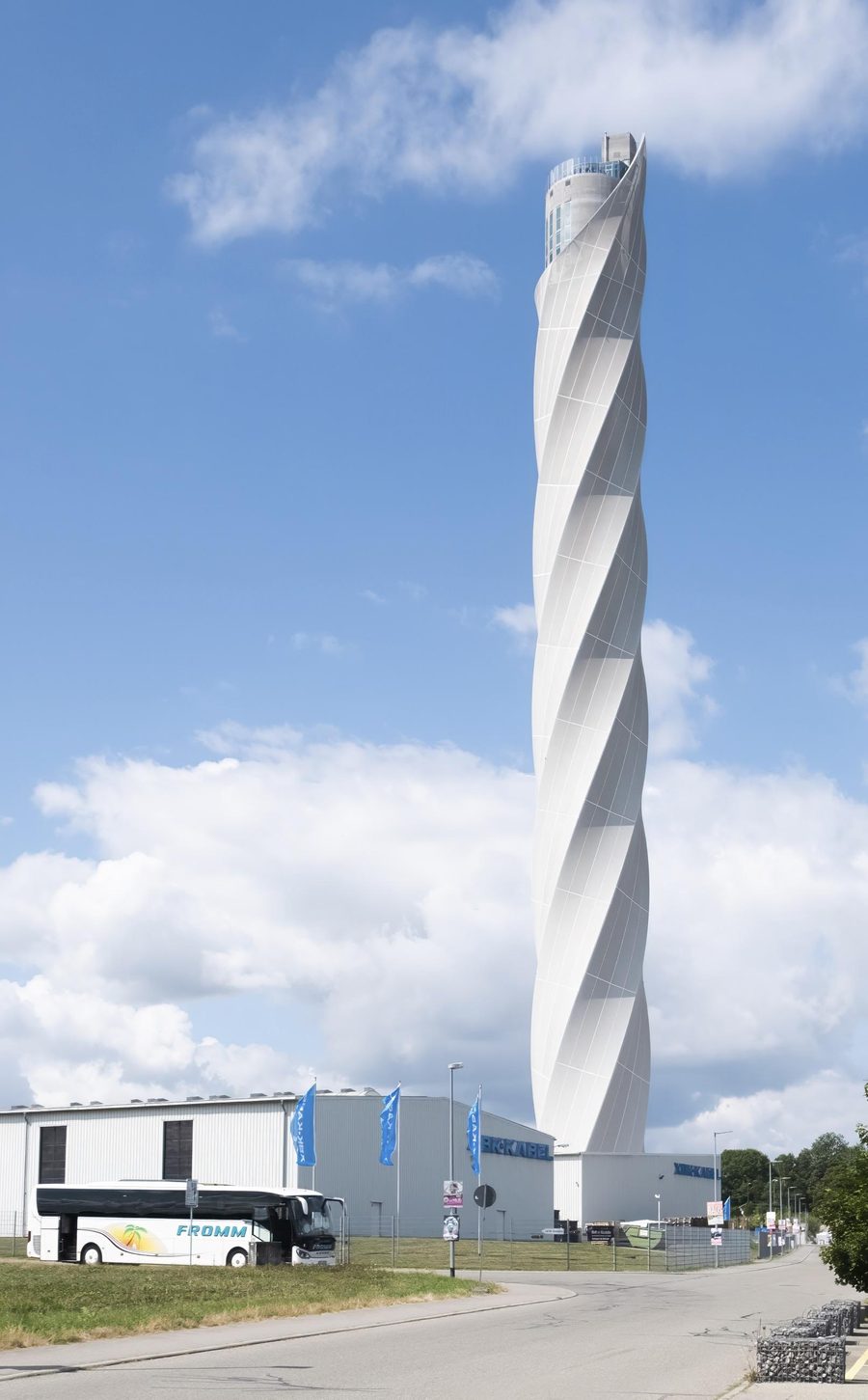 Тестовая башня Thyssenkrupp в Ротвайле