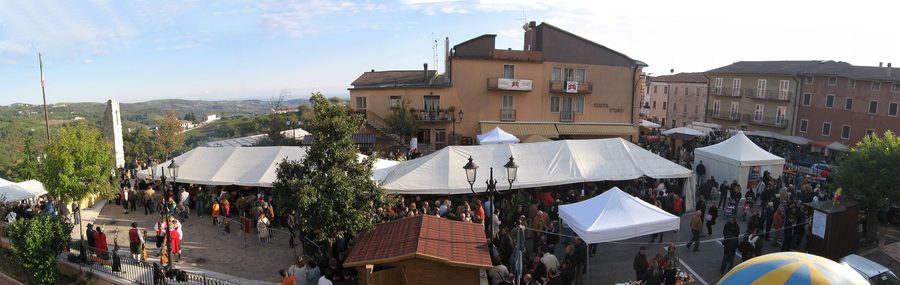 Праздник каштанов Sagra dei Maroni в San Rocco di Piegara