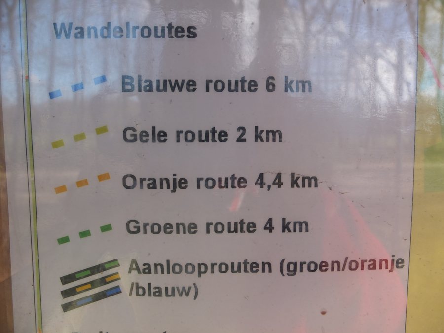 File:Wandelroutes Pannenhoef Rijsbergen Zundert DSCF4992.JPG