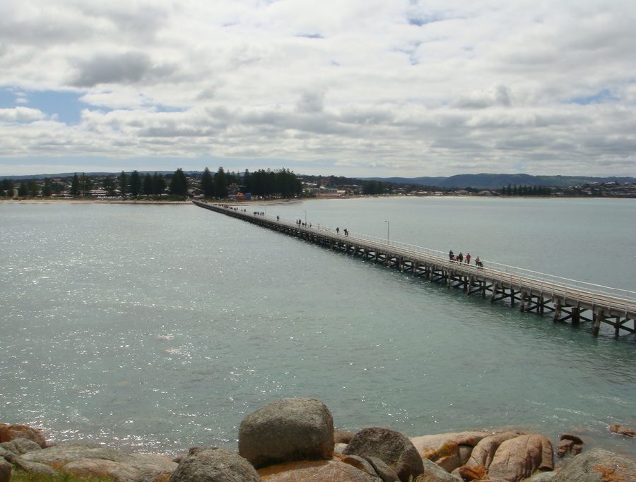Granite Island mit dem Causeway nach Victor Harbor