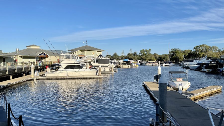 Noosa Marina in Tewantin am Noosa River, Queensland