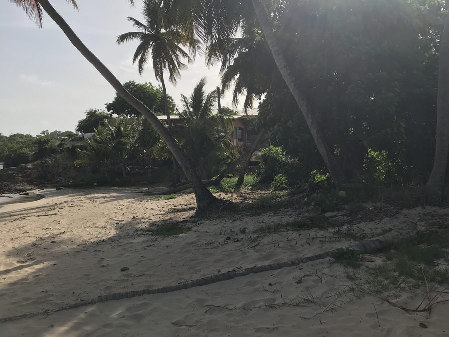 Пляж в Old Road на Antigua and Barbuda
