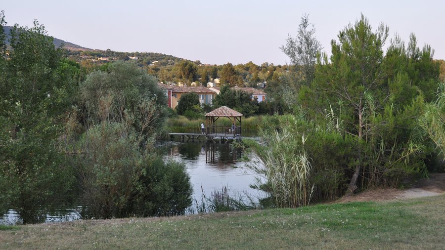 File:83310 Grimaud, France - panoramio (1).jpg