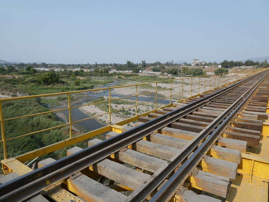 El río Mapocho en Talagante, Región Metropolitana de Santiago, Chile