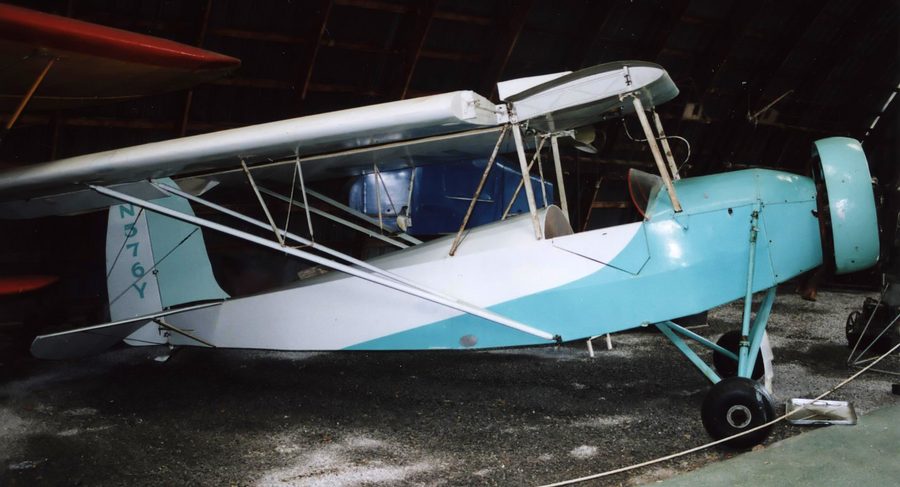 Легкий самолет Nicholas-Beazley NB-8G 1931 года в музее Old Rhinebeck Aerodrome в штате Нью-Йорк