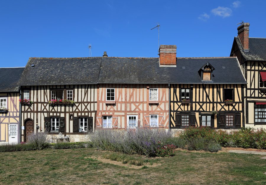 File:Le Bec-Hellouin R06.jpg
