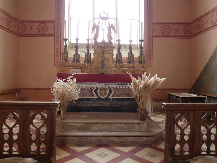 File:Faveraye-Mâchelles (49) Église Saint-Pierre-aux-Liens de Faveraye - Intérieur - 02.jpg