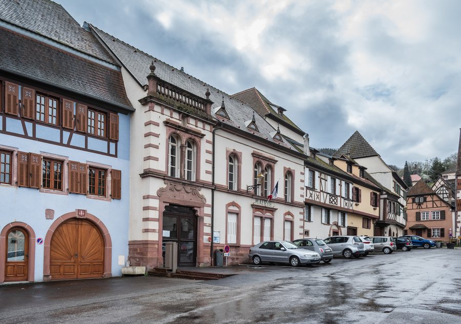 File:Town hall of Gueberschwihr (1).jpg