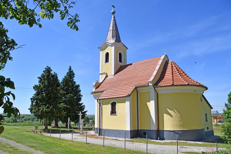 Римско-католическая церковь в Бёгёте, Ваш, Венгрия