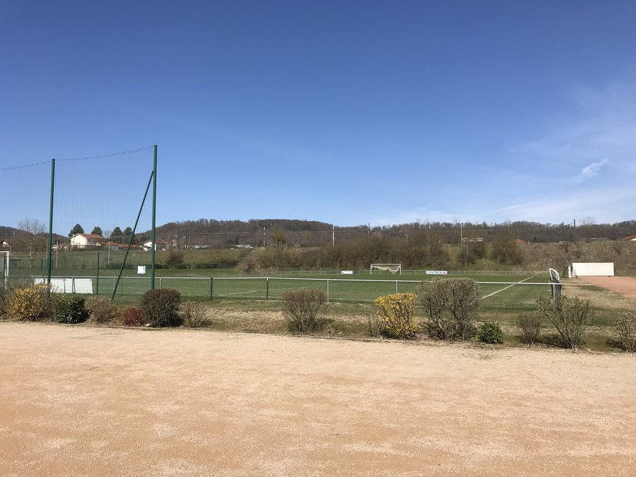 File:Complexe des Gravelles (La Boisse) - 2.jpg
