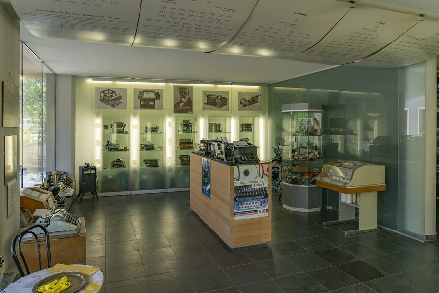 Пишущие машинки в музее пишущих машинок Wattens