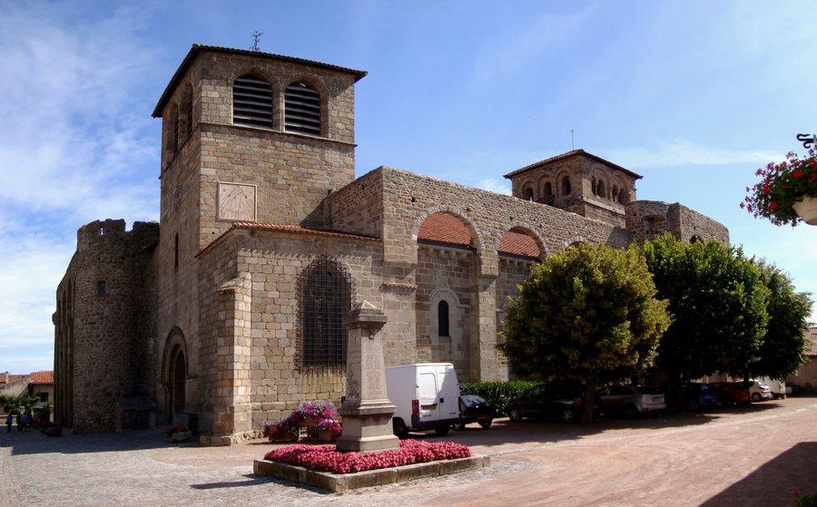 File:Champdieu prieure.jpg