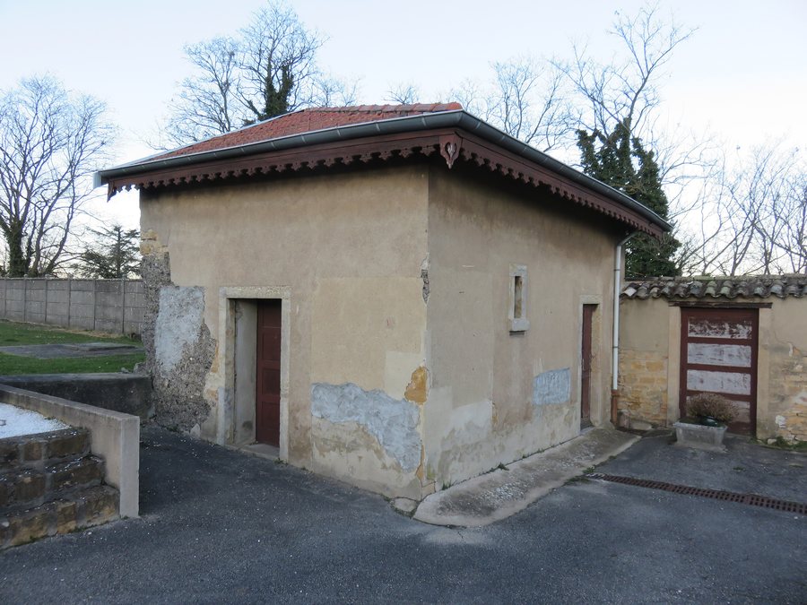 File:Cimetière de Collonges-au-Mont-d'Or - Bâtiment (fév 2019).jpg