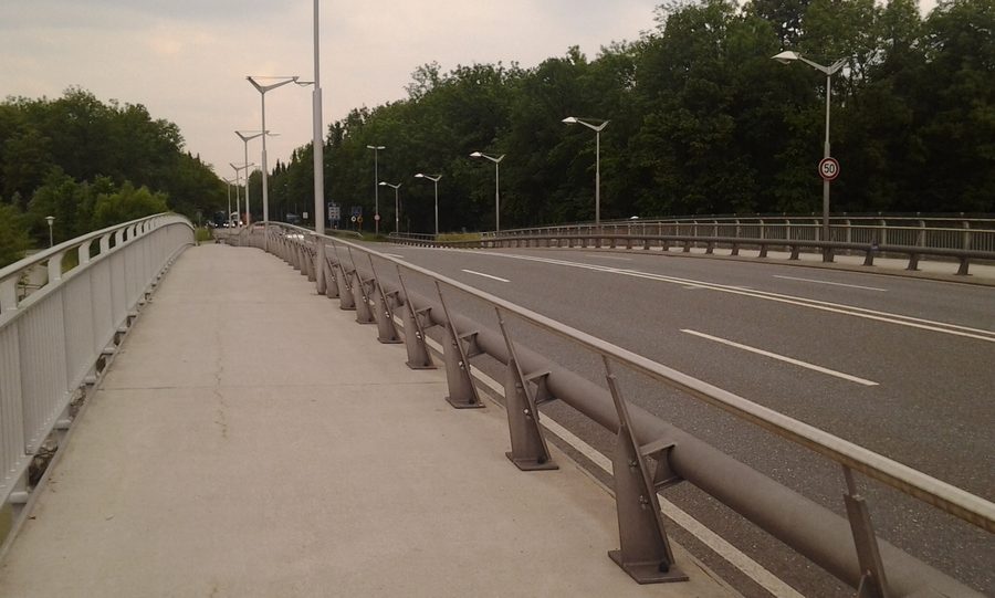 Мост Заалах между Зальцбургом и Фрайлассингом на германо-австрийской границе