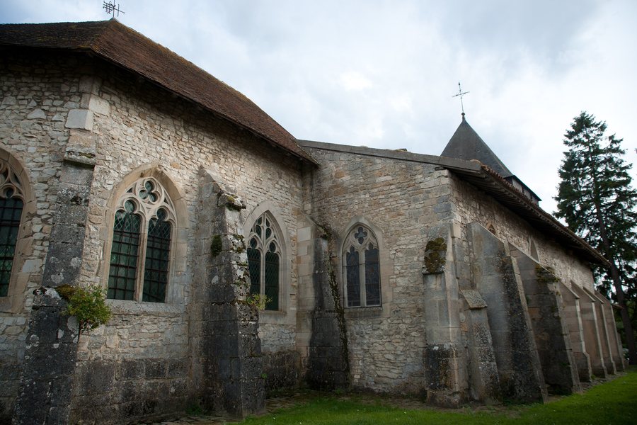 File:Église Saint-Gorgon de Woël - arrière.jpg