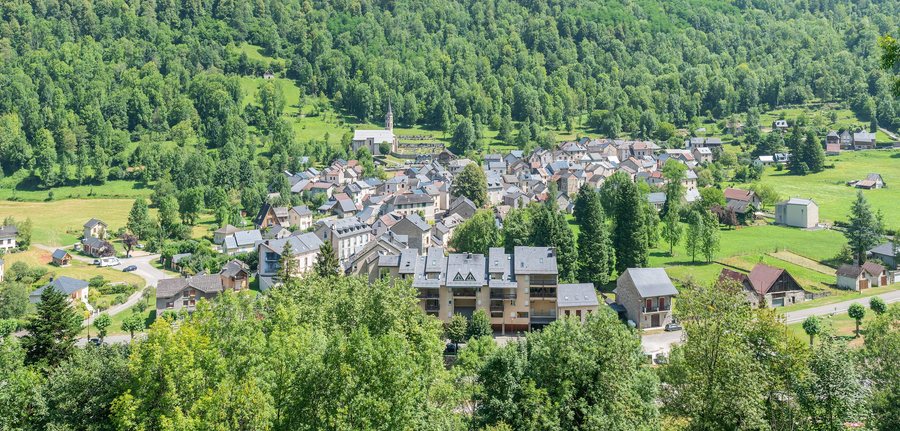 File:View of Aulus-les-Bains (4).jpg