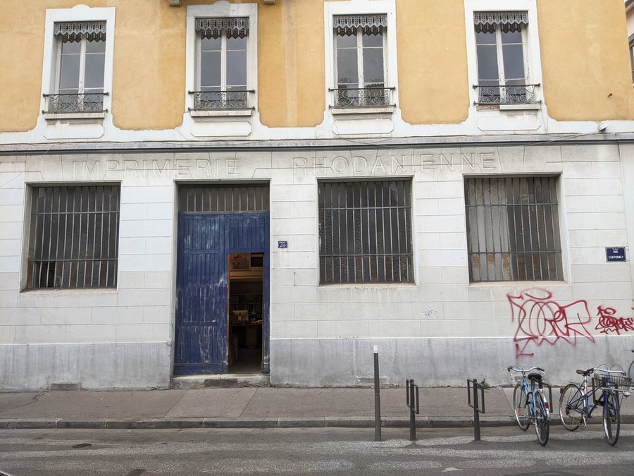 File:Ancienne imprimerie rhodanienne, rue Chaponnay, Lyon (oct 2022).jpg