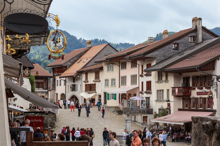 Rue du Bourg в Грюйере FR, Швейцария