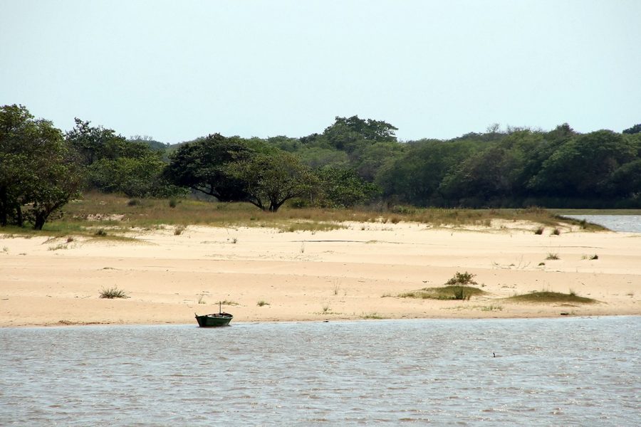 Sandy beach on the Tebicuary River at Villa Florida