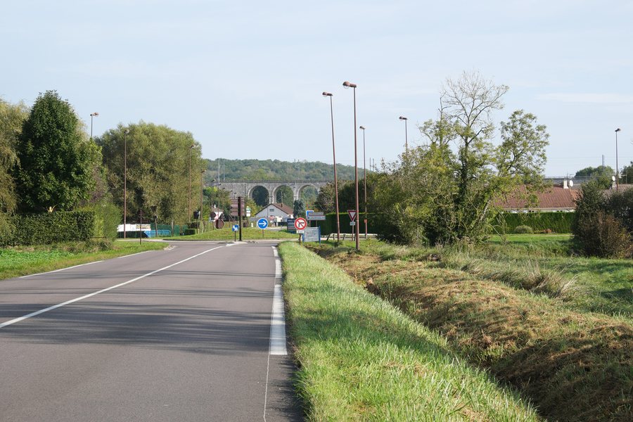 File:Longueville (77) Route de Lourps 037.jpg