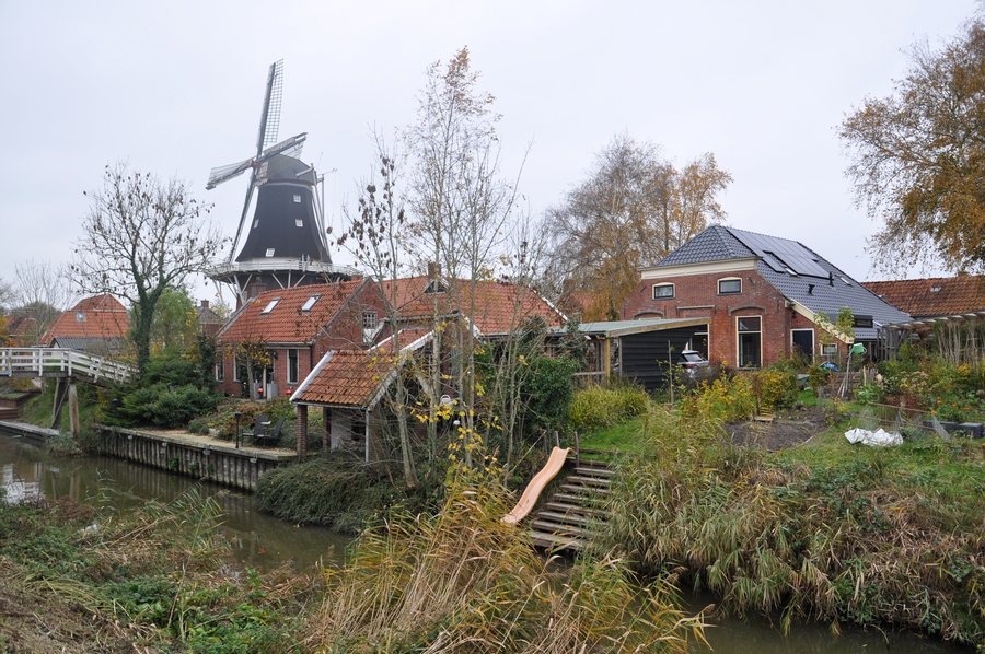 File:Netherlands, Mensingeweer (4), windmill and canal.jpg