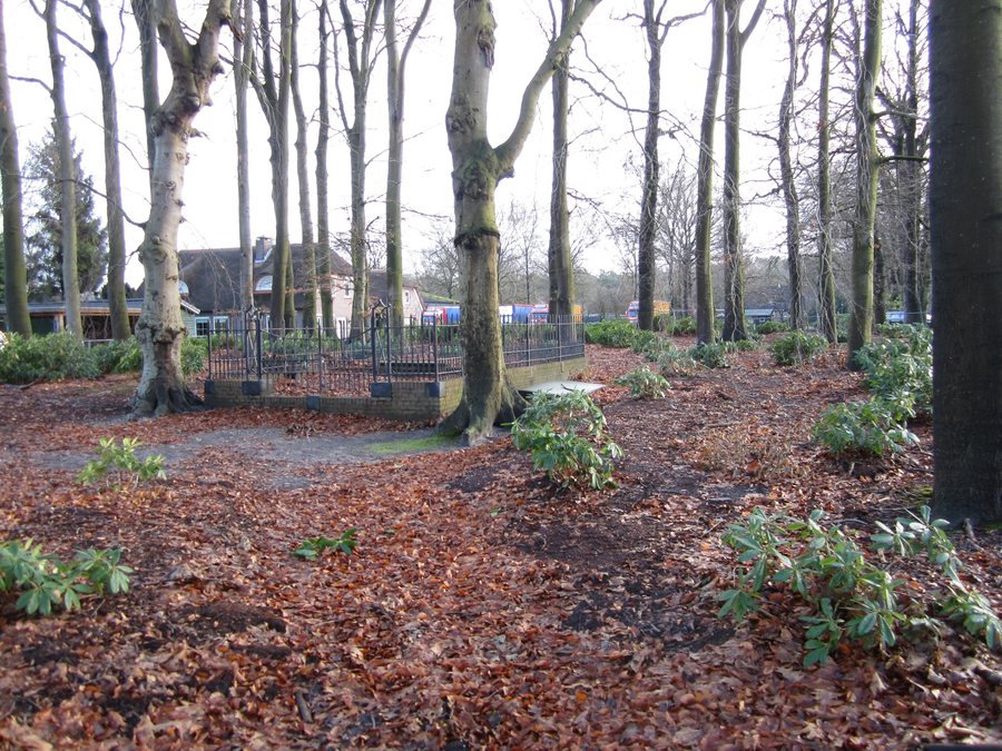 File:Grafkelder 't Loo-Oldebroek (31024226681).jpg