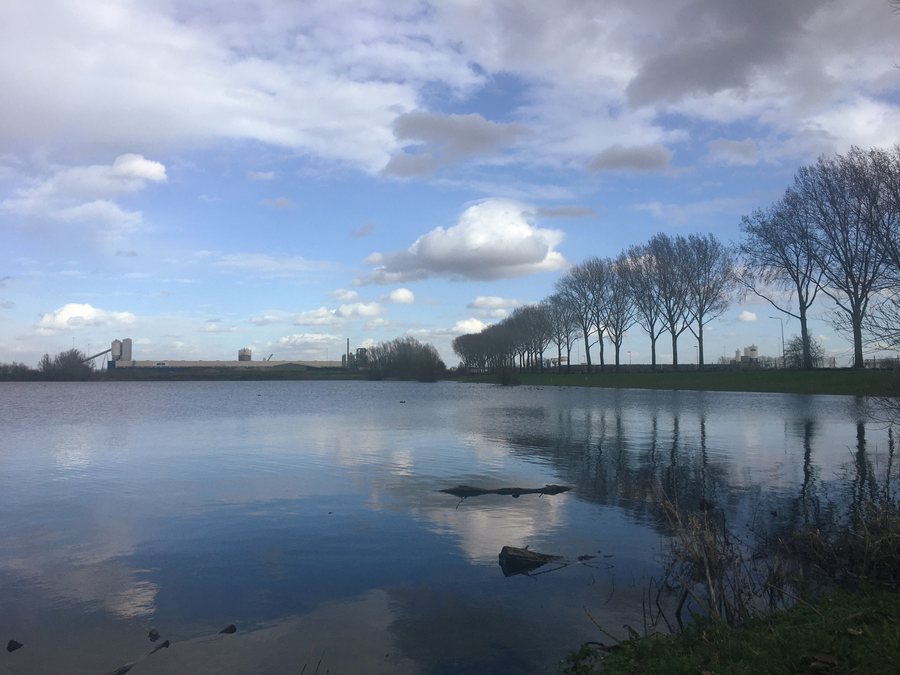 File:Zwanewater (Huissen).jpg