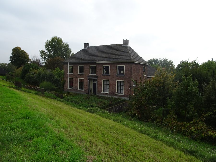 File:Opheusden Boerderij De Jegershof Rijnbandijk 71 1.jpg