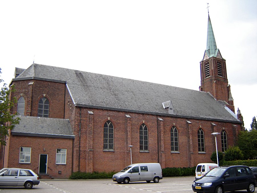 File:Vogelwaarde - Heilige Gerulphuskerk 2.jpg