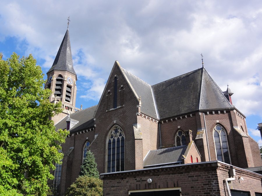 File:Puiflijk (Druten) RK kerk.JPG