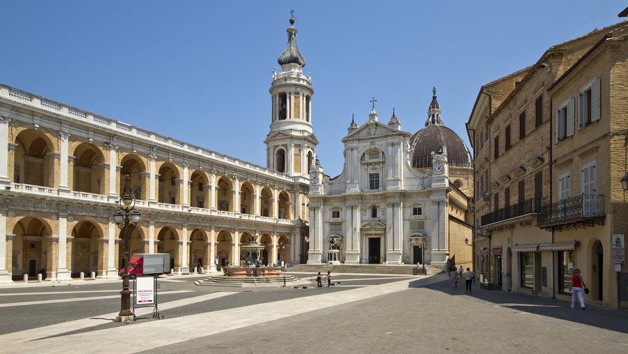 File:60025 Loreto AN, Italy - panoramio.jpg