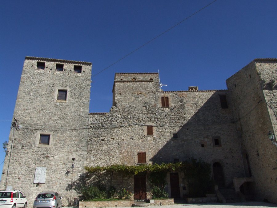 File:Torri - Gualdo Cattaneo 1.jpg