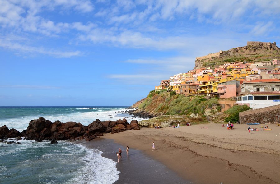 File:Castelsardo (Sardinia).jpg