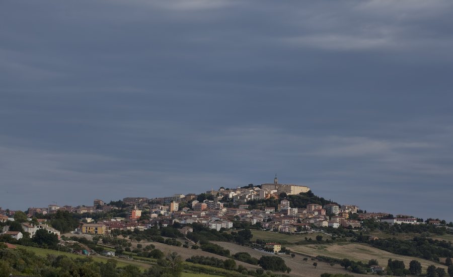 File:Camerano - Cielo dipinto.jpg