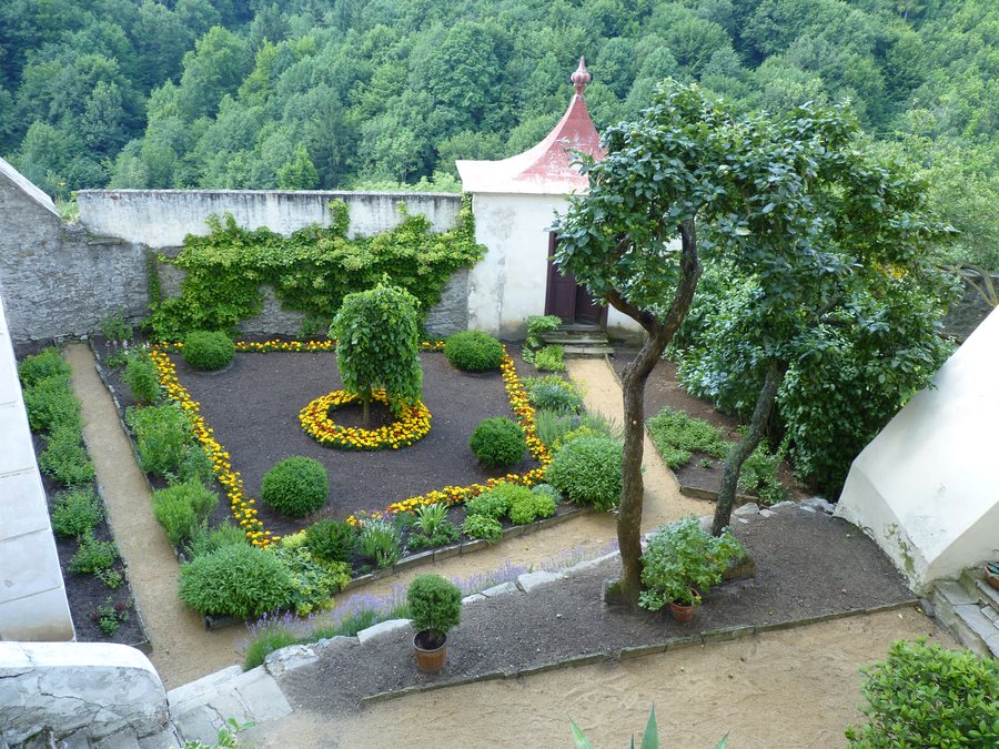 File:Vranov nad Dyjí, hrad, 2012, 015.JPG
